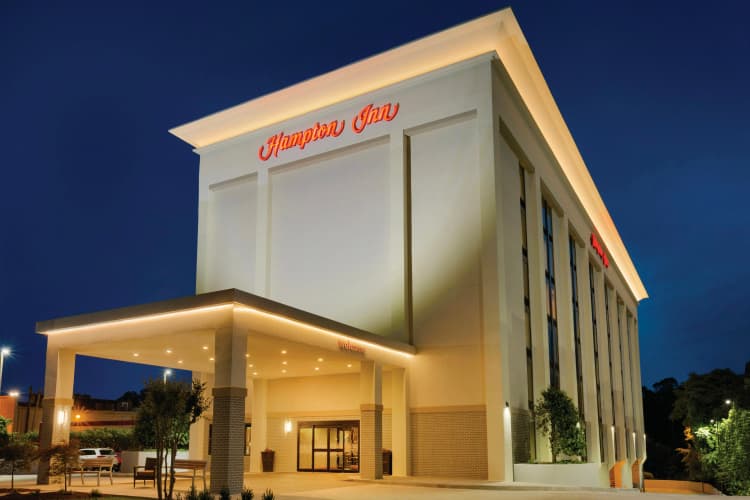 Hampton Inn Atlanta-Buckhead photo 2