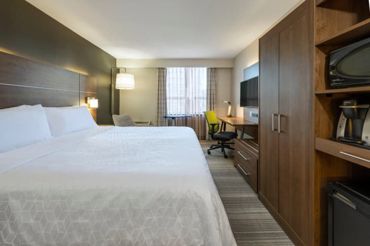 Holiday Inn Express Toronto Downtown photo 4