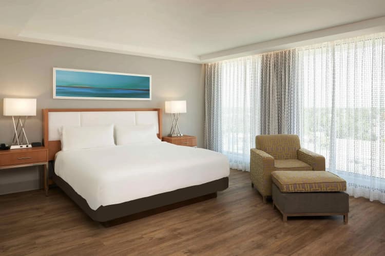 DoubleTree by Hilton Miami North I-95 photo 5