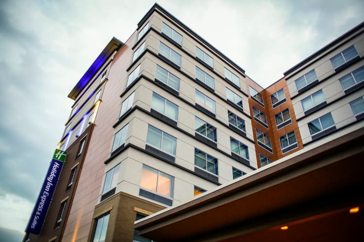 Holiday Inn Express And Suites Louisville Downtown photo 2