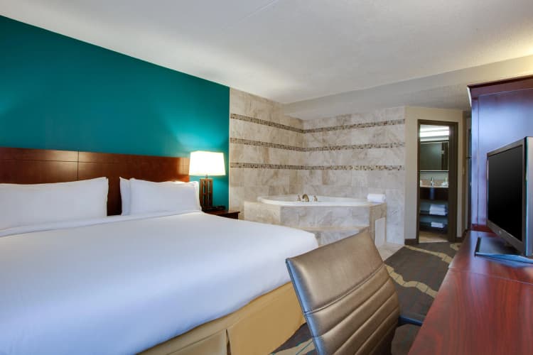 Holiday Inn Express Washington DC East - Andrews AFB photo 5