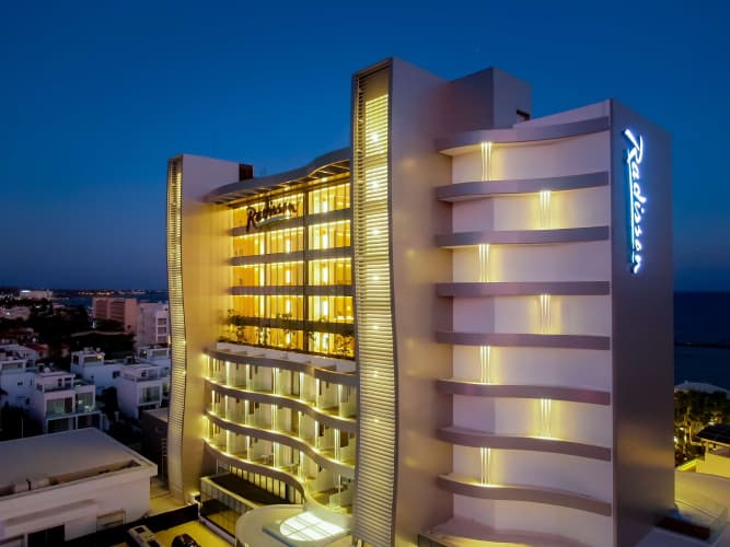 Radisson Beach Resort Larnaca, photo 2