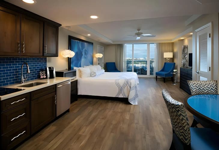 Lido Beach Resort photo 5