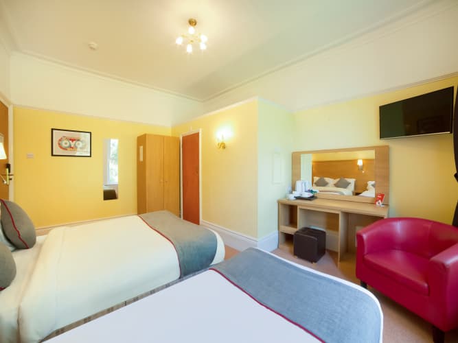 Oyo Eagle House Hotel, St Leonards Hastings photo 5