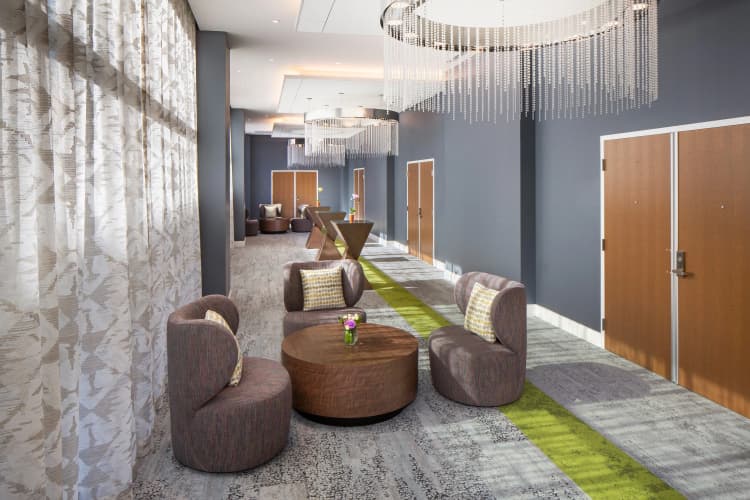 Hotel Indigo Gainesville-Celebration Pointe photo 4