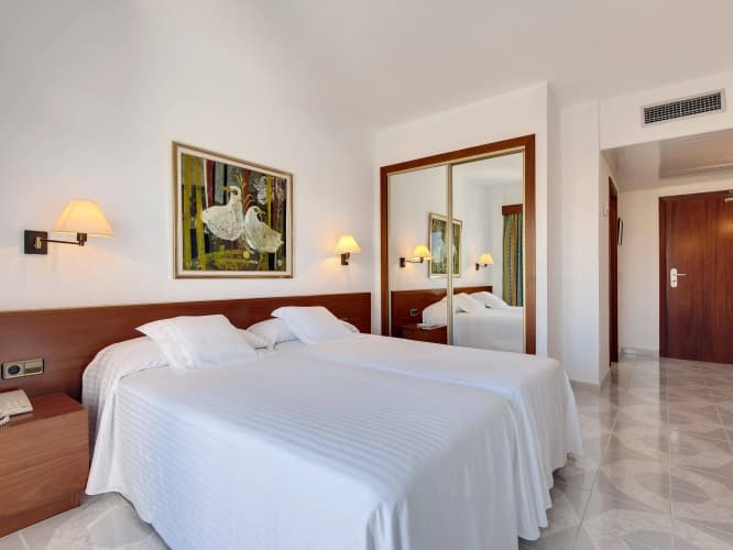 Barcelo Ponent Playa photo 4