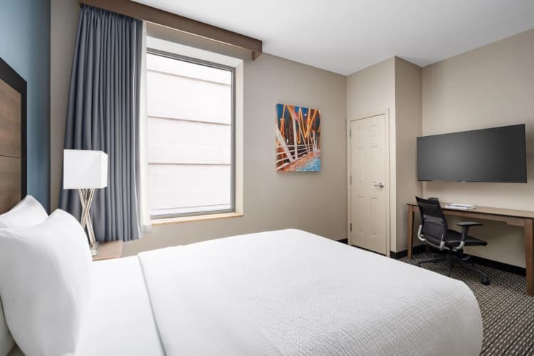 La Quinta Inn & Suites by Wyndham Chicago Downtown photo 5
