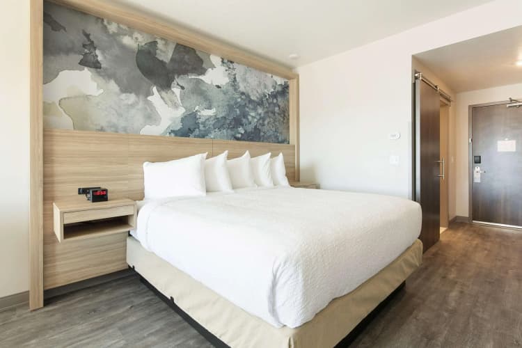 Best Western Plus Settlers Point photo 5
