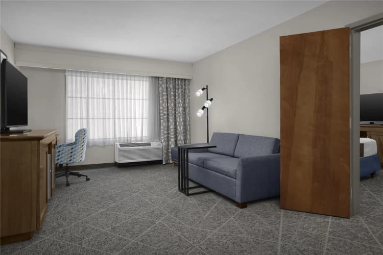 Hampton Inn San Diego-Downtown photo 5