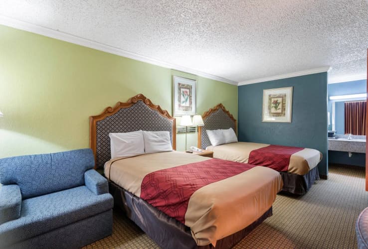 Econo Lodge photo 5