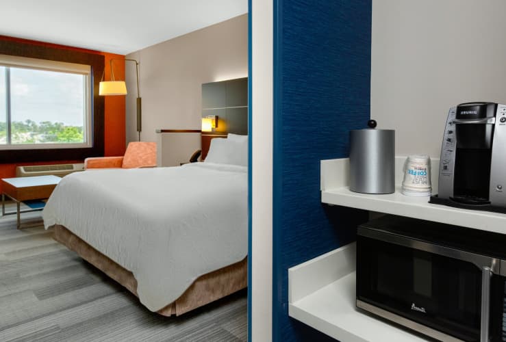 Holiday Inn Express & Suites Sanford photo 5