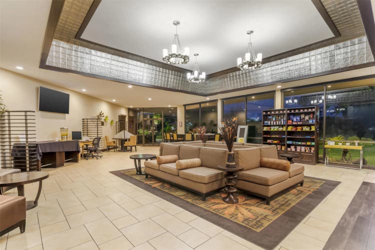 Best Western Plus Garden Court Inn photo 3