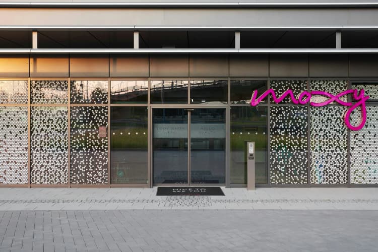 Moxy Cologne Bonn Airport photo 2