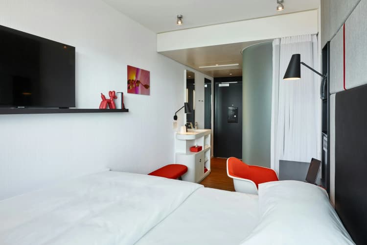 citizenM Seattle Pioneer Square photo 5