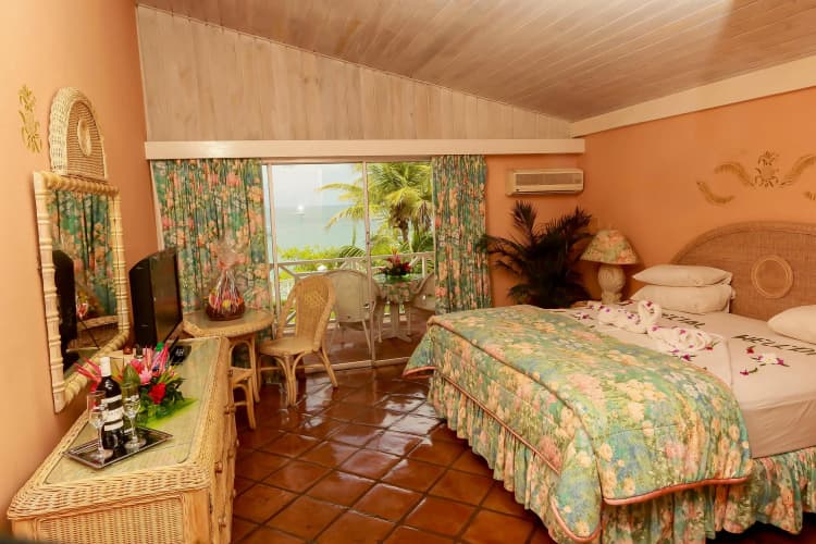 Coco Reef Resort & Spa photo 3