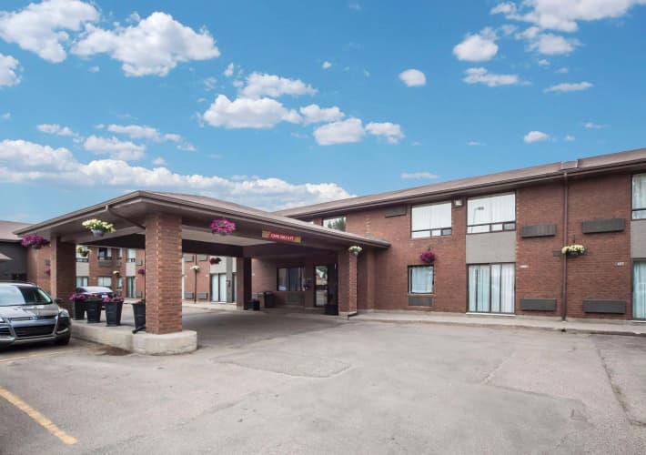 Comfort Inn West photo 2