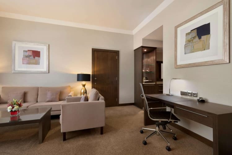 Ramada Abu Dhabi Downtown Hotel [Ex-Cristal Salam] photo 4