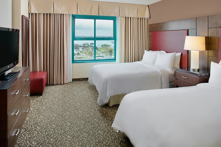 Embassy Suites by Hilton San Diego Bay Downtown photo 4