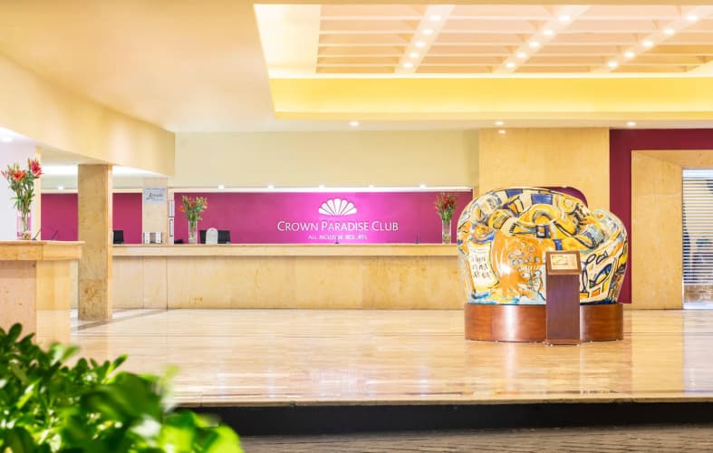 Crown Paradise Club All Inclusive Resort Cancun photo 3