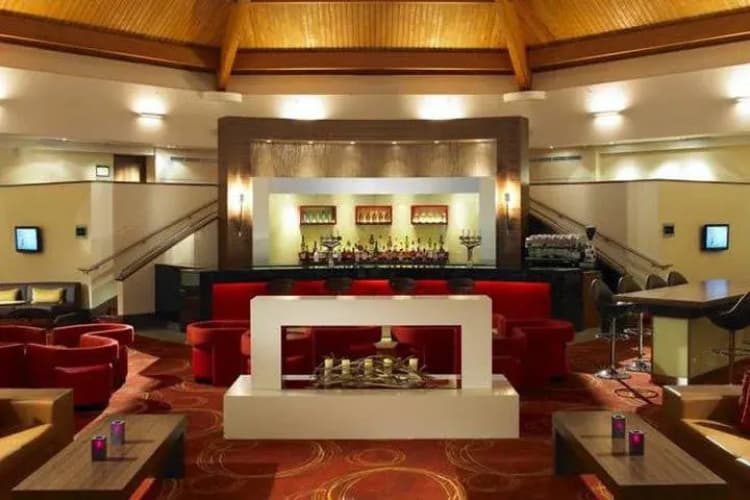 Delta Hotels Waltham Abbey photo 2