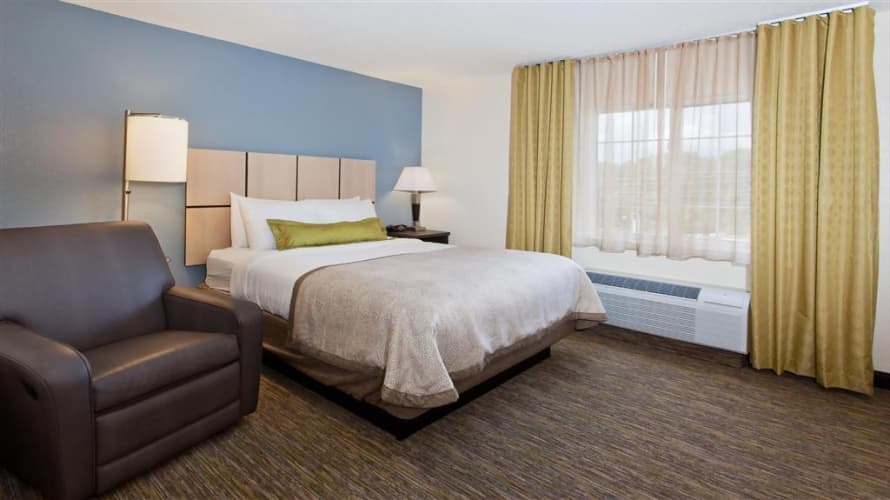 Sonesta Simply Suites Detroit Ann Arbor photo 4