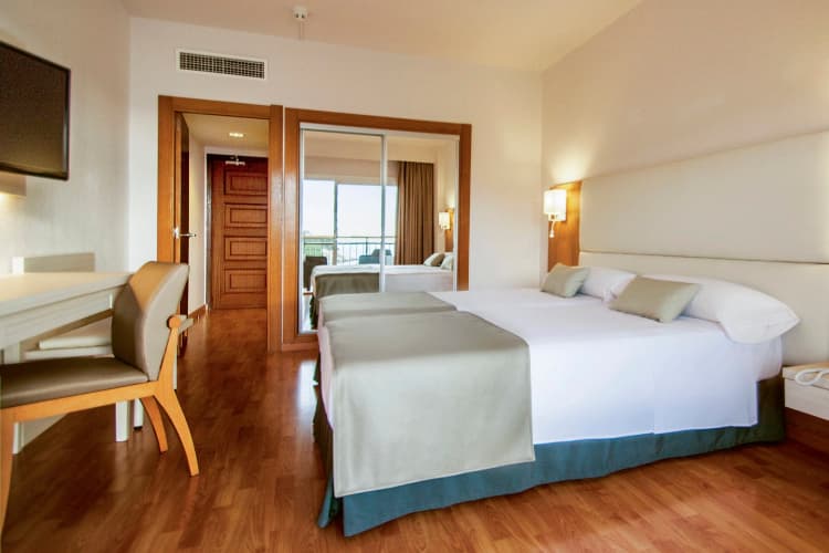Sentido Cala Vinas Hotel photo 5