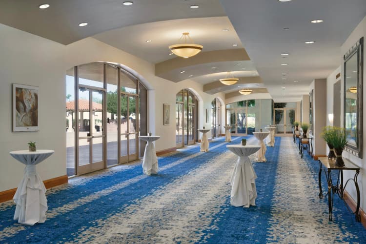 Embassy Suites by Hilton Scottsdale Resort photo 3