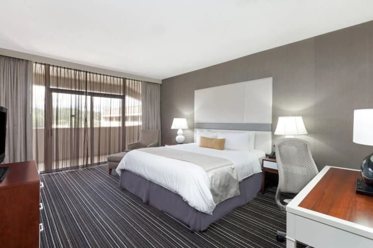 Wyndham Atlanta Galleria photo 4