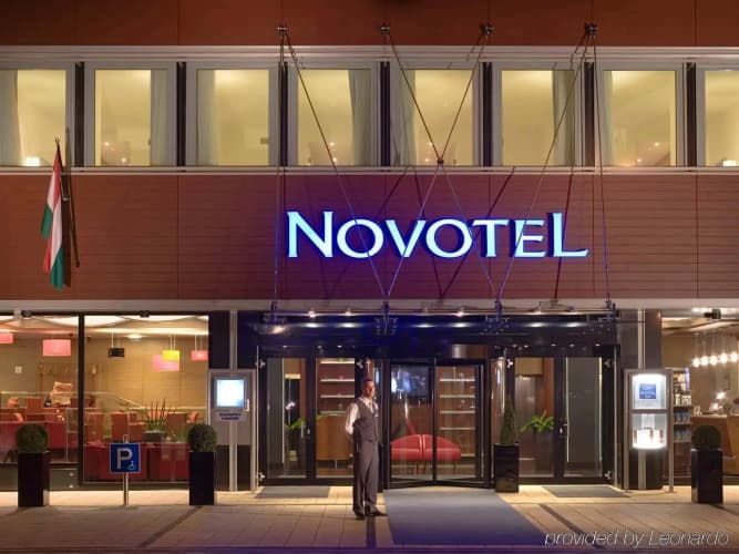 Novotel Budapest Danube photo 2