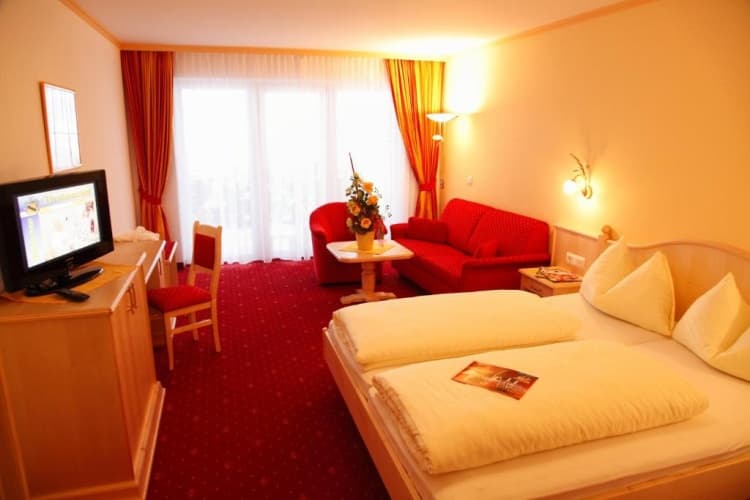 Berg & Spa Hotel Urslauerhof photo 2