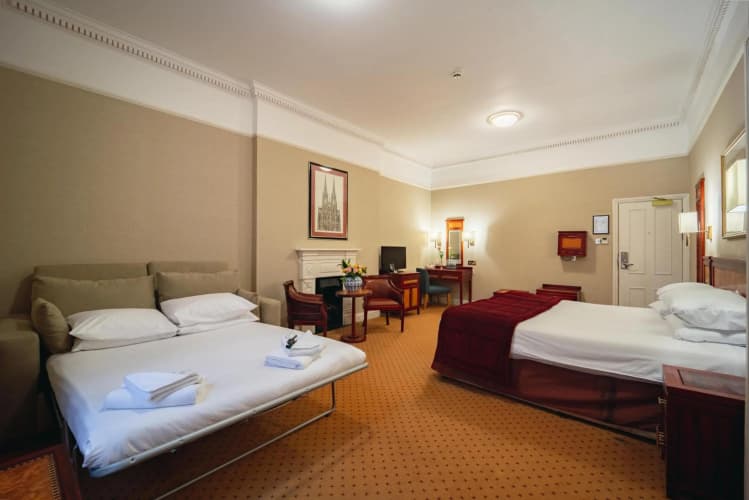 Grange Clarendon photo 5