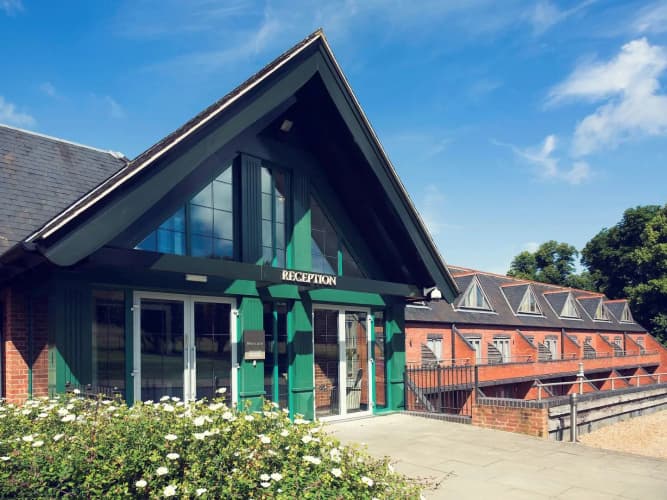 Mercure Warwickshire Walton Hall Hotel & Spa photo 2