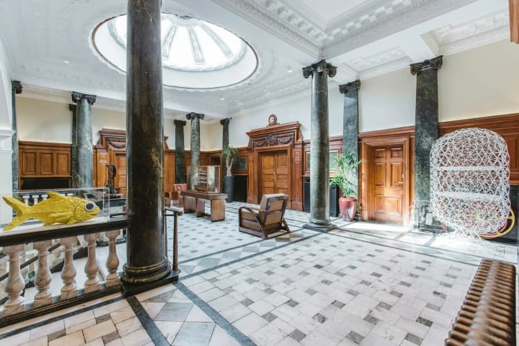 Town Hall Hotel and Apartments photo 3