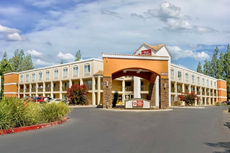 Best Western Plus Rancho Cordova Inn photo 2