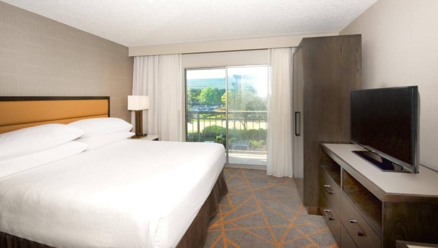 Embassy Suites by Hilton Cincinnati Northeast Blue Ash, photo 4