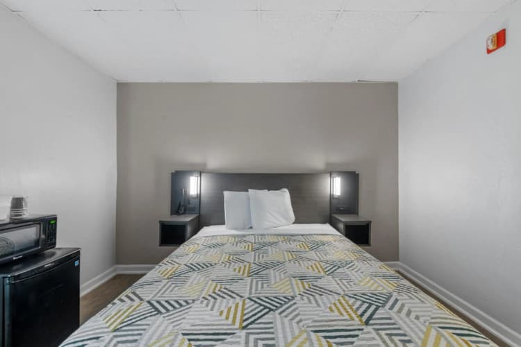 Motel 6 Norfolk - Oceanview photo 4