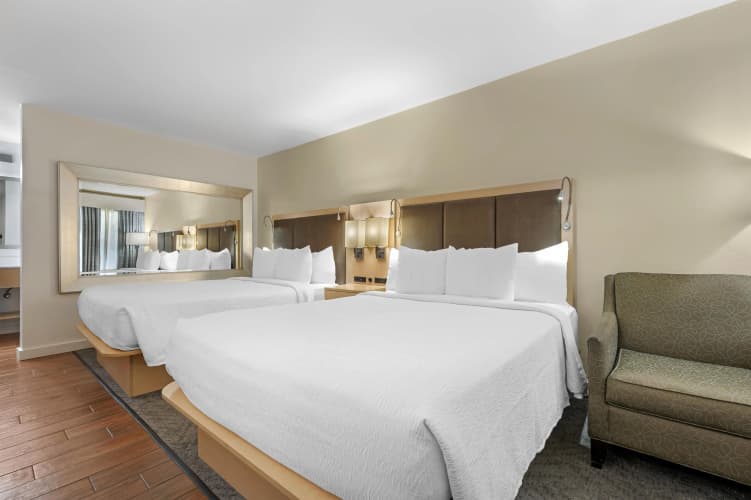 Best Western Plus South Coast Inn photo 5