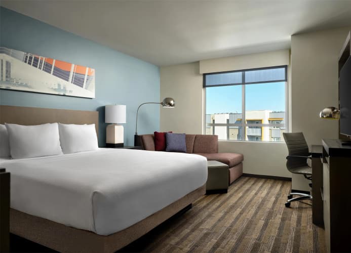 Hyatt House LA - University Medical Center photo 4