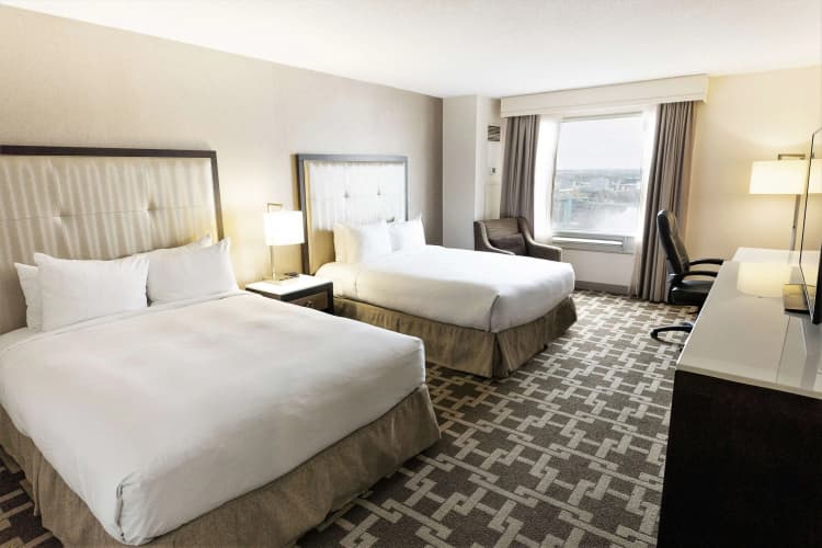 Hilton Niagara Falls/Fallsview Hotel & Suites, photo 5