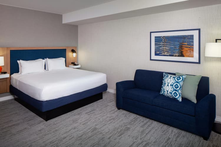 Hampton Inn Boston Seaport District photo 4