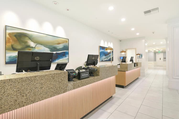 Hilton Irvine/Orange County Airport photo 4