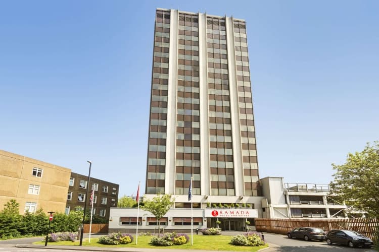 Ramada Hotel & Suites by Wyndham Coventry photo 2