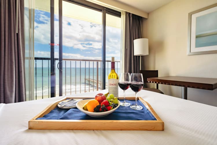 DoubleTree by Hilton Hotel Atlantic Beach Oceanfront photo 4