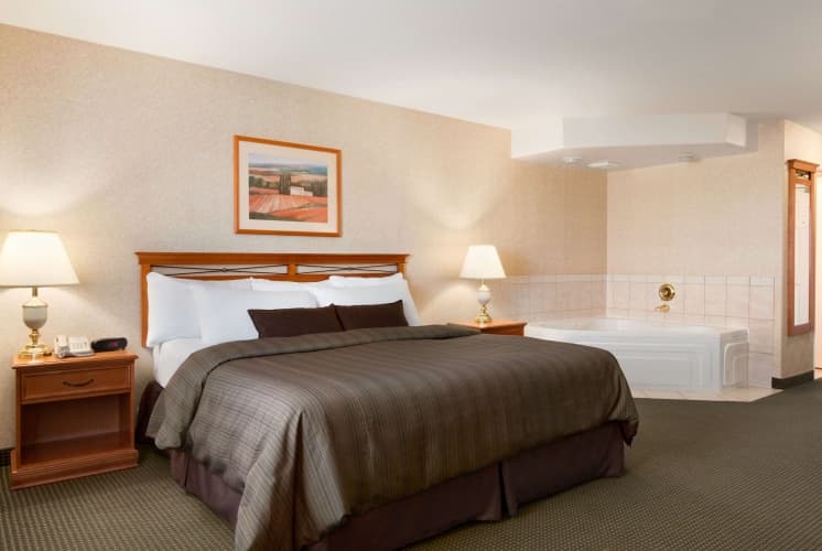 Days Inn by Wyndham Saskatoon photo 3