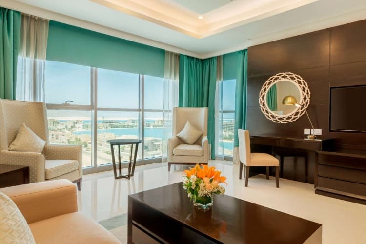 Ramada Hotel & Suites by Wyndham Amwaj Islands Manama, photo 5