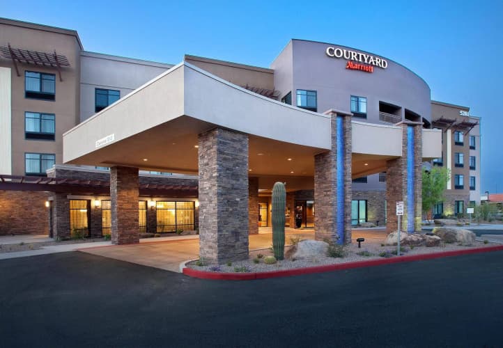 Courtyard Scottsdale Salt River photo 2