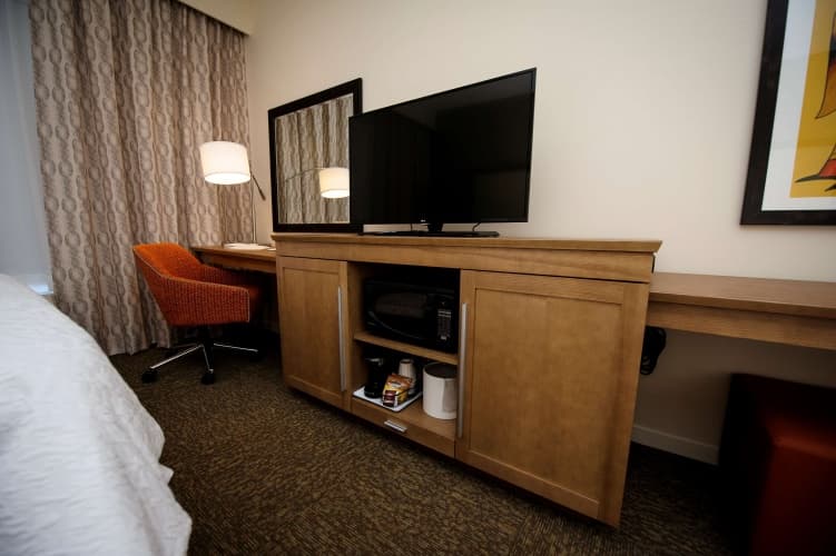Hampton Inn & Suites by Hilton Truro, photo 5