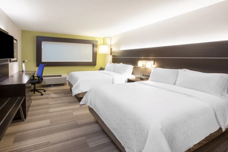 Holiday Inn Express & Suites Beloit photo 5