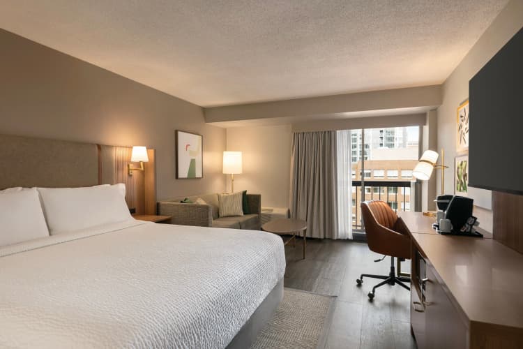 Holiday Inn & Suites Vancouver Downtown photo 4