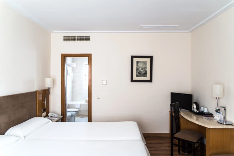 Hotel Inglaterra Granada photo 5